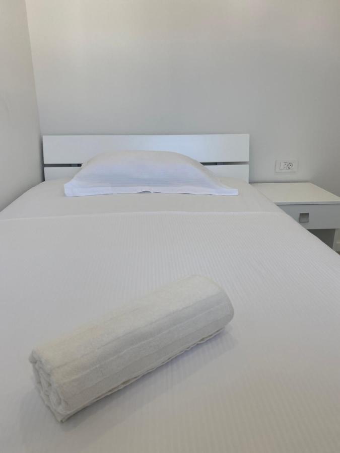 Divine Moments Apartment Pisak Bagian luar foto